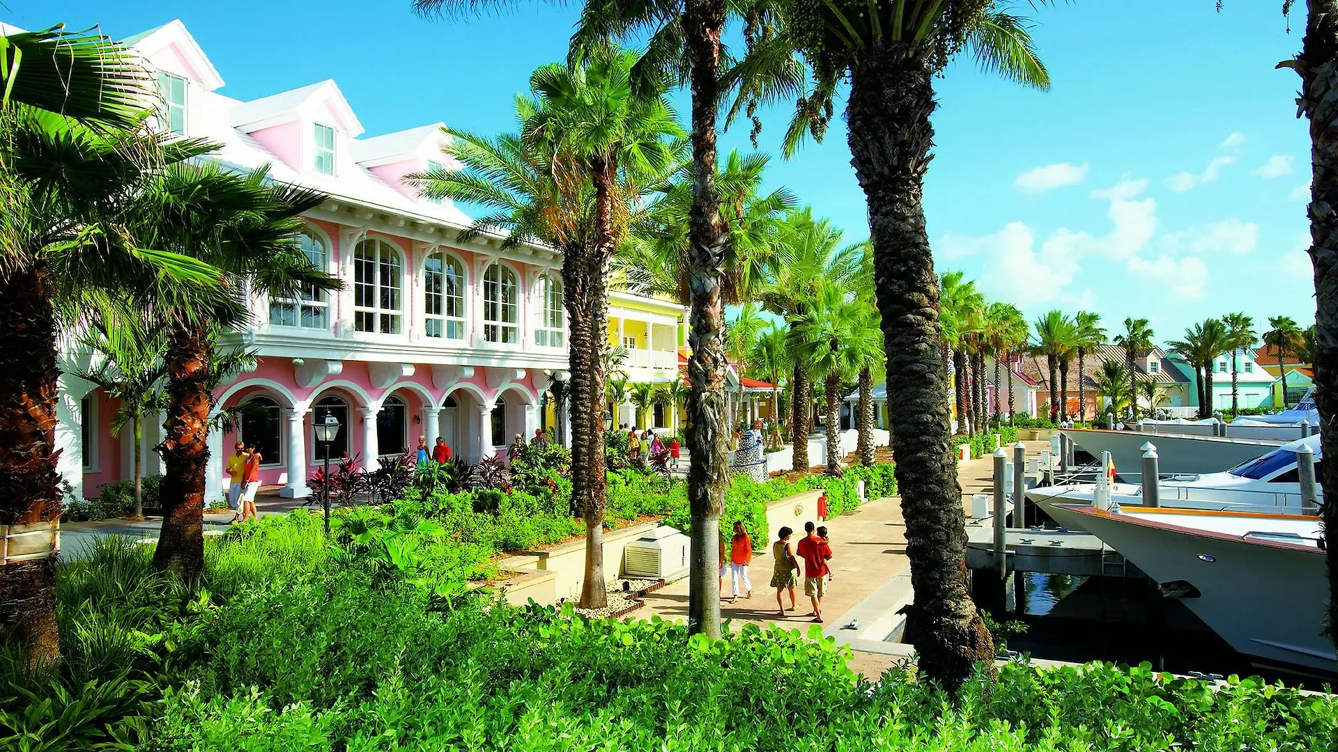 Harborside Resort & Vacation Rentals At Atlantis Nassau