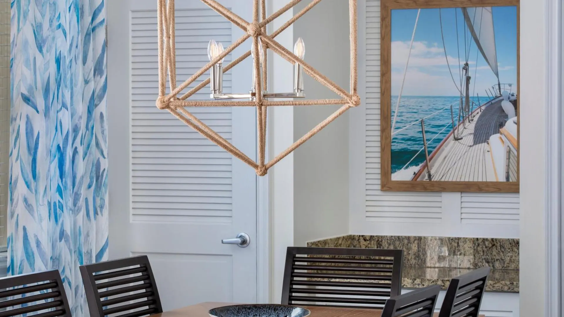Harborside Resort & Vacation Rentals At Atlantis Nassau 4*,  Bahamas