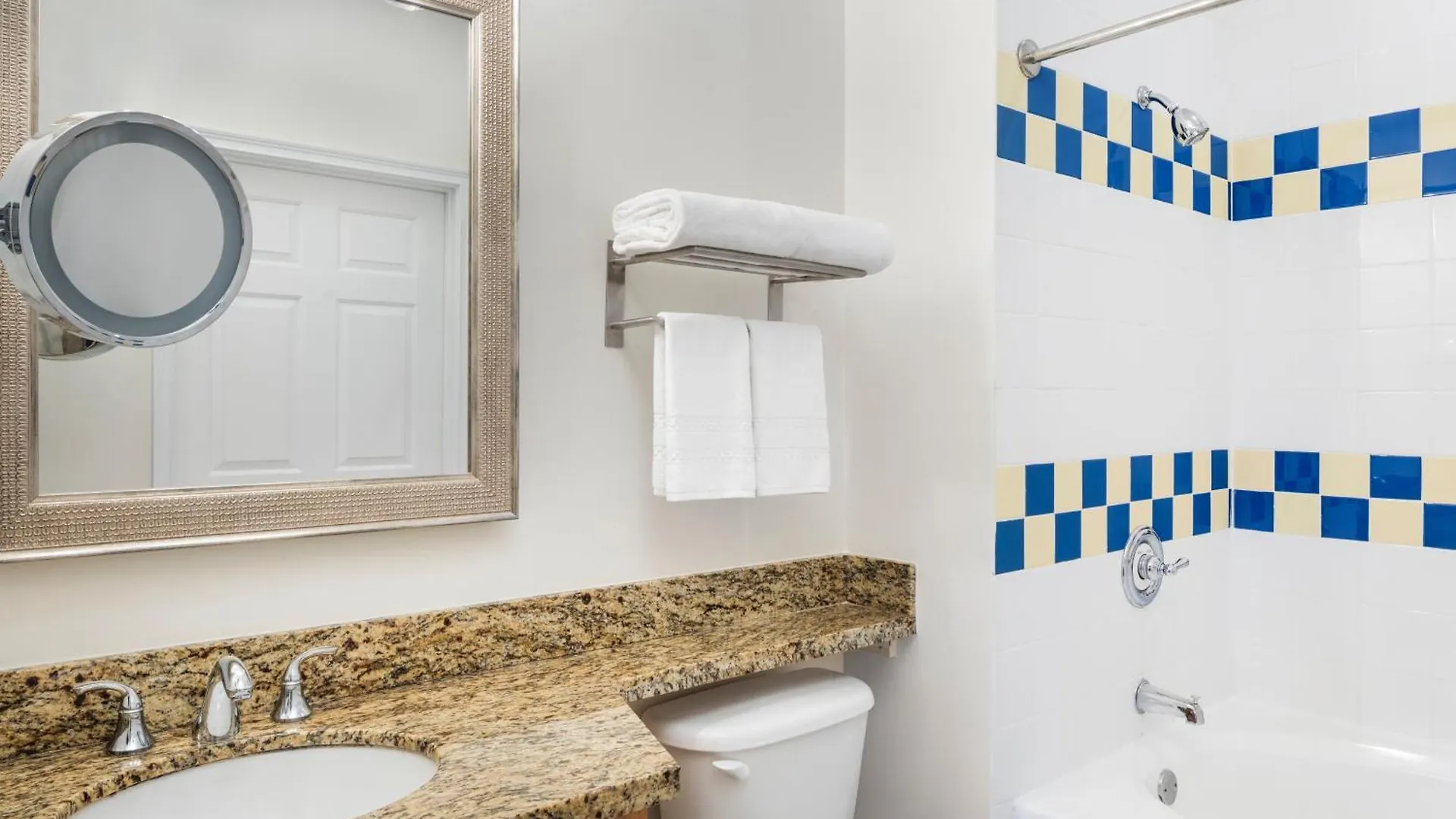 Harborside Resort & Vacation Rentals At Atlantis Nassau