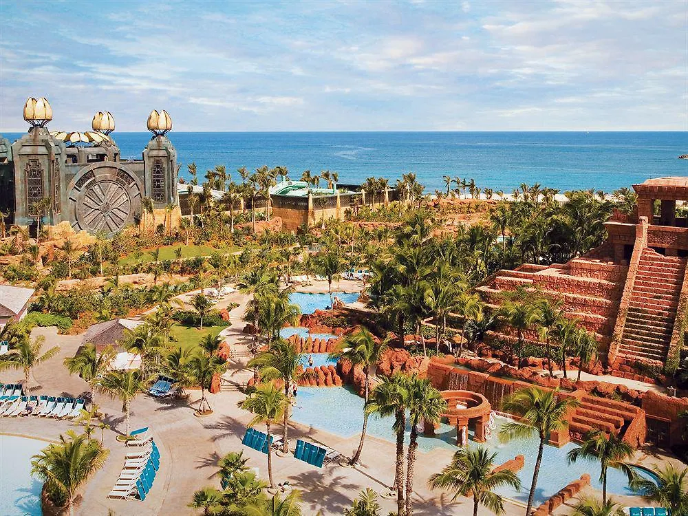 Harborside Resort & Vacation Rentals At Atlantis Nassau